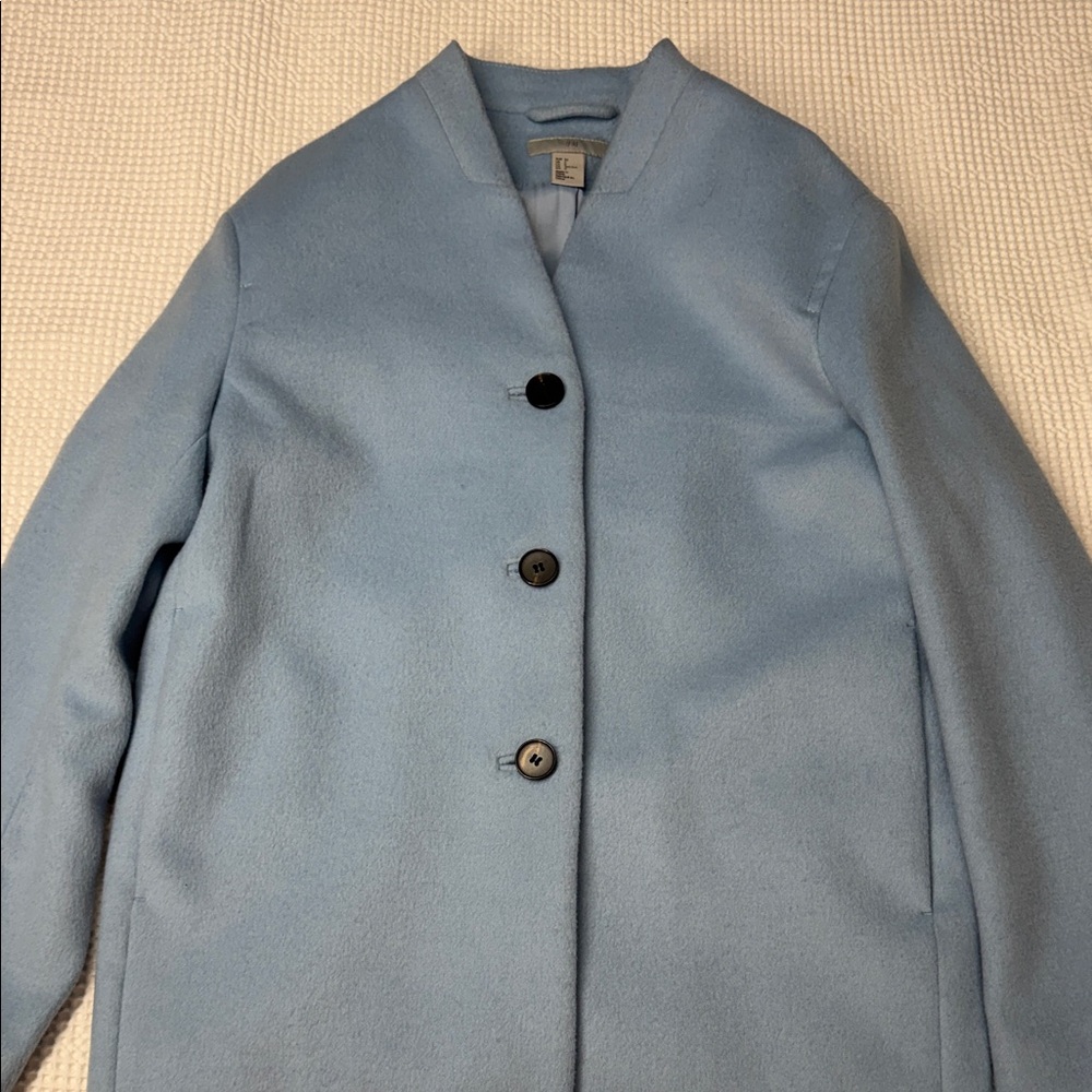 H&M Light Blue Women's Wool-Blend Collarless Coat - Size 2